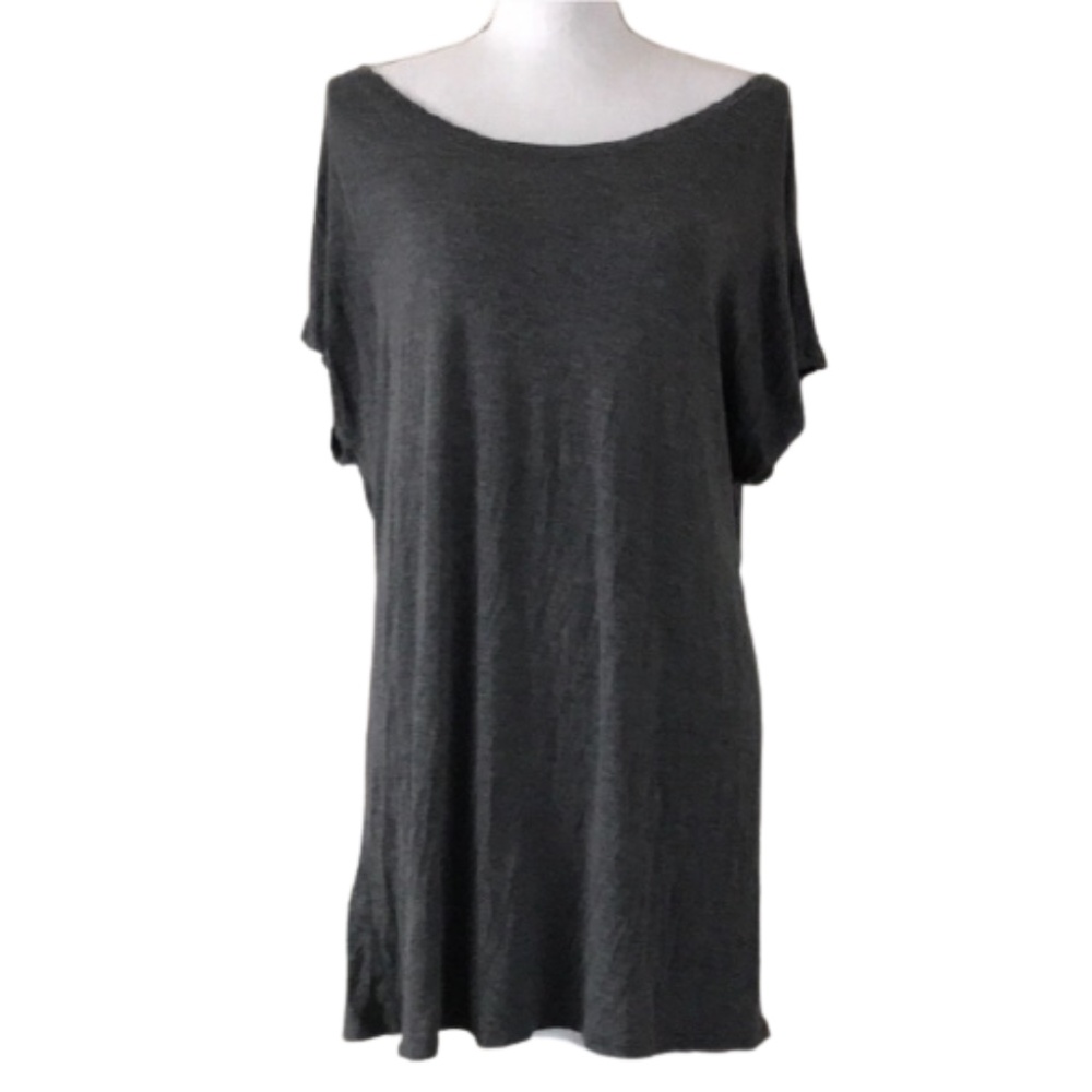 Free To Live Gray short sleeved boat neck tunic